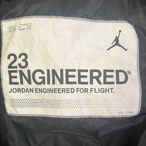 Nike Black Windbreaker Jacket L - packs super small